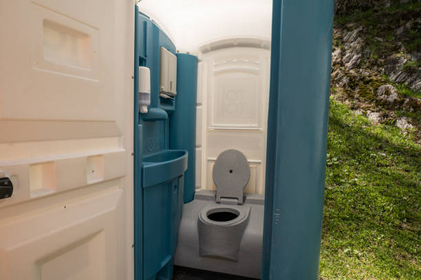 Portable restroom solutions in Doffing, TX